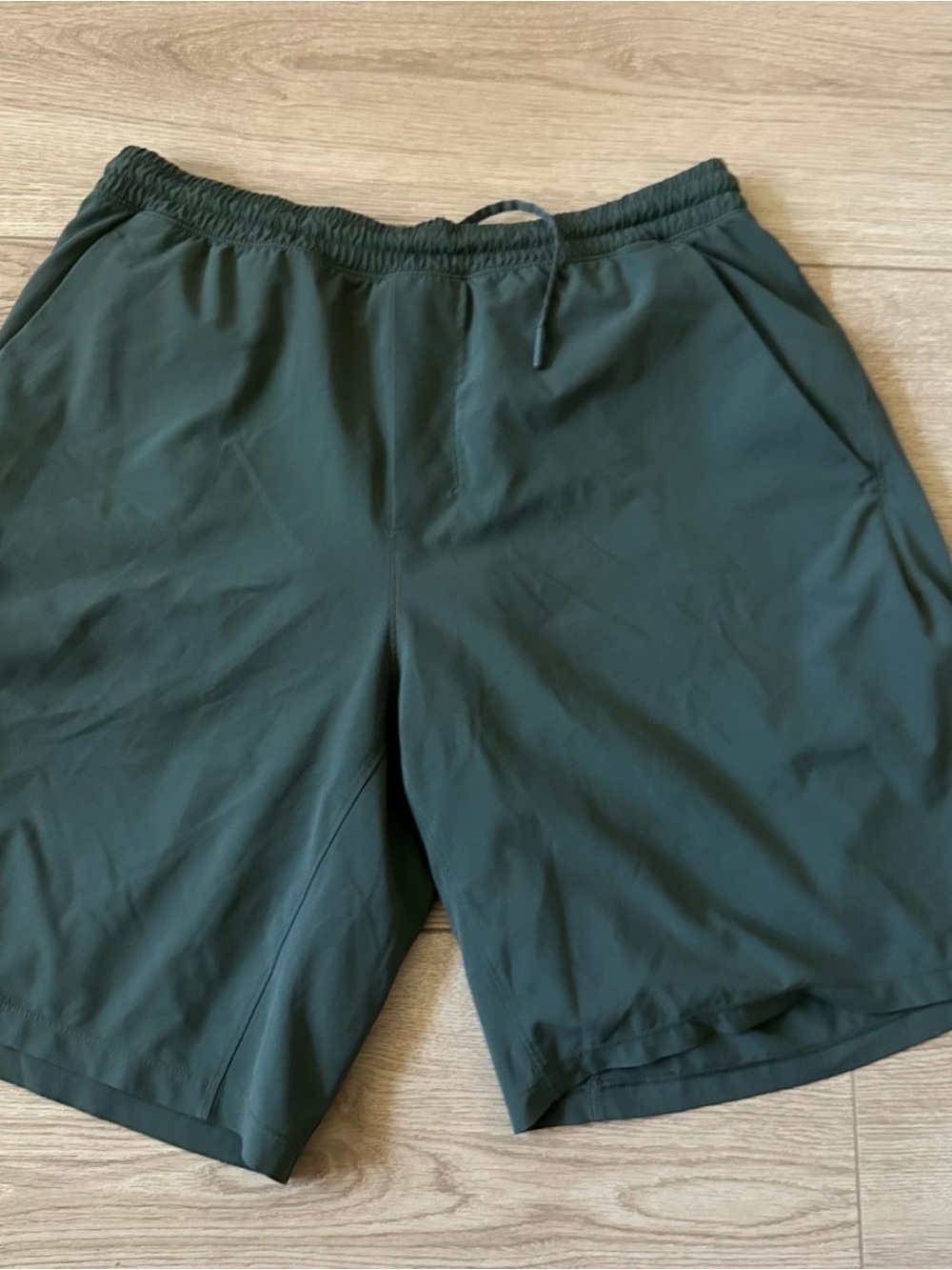 Lululemon Pace Breaker 9" Lined Shorts Mens Large Sage Green Athletic LM7ANTS